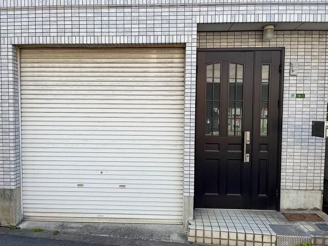 4LDK House with Garage Near Midoribashi Station, Osaka - Thumbnail 3