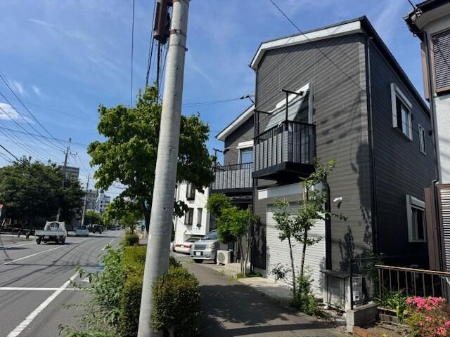 2017 Built House with Large Garage near Sagami-Ono Station - Thumbnail 3