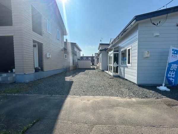 Renovated 3LDK House in Kushiro, Hokkaido with 4 Parking Spaces - Thumbnail 3