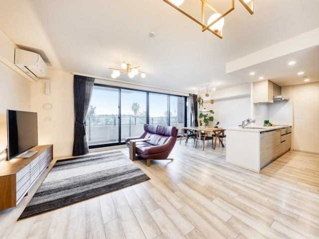 3LDK Apartment for Sale in Urayasu, Chiba - 107.58 sqm - Thumbnail 3