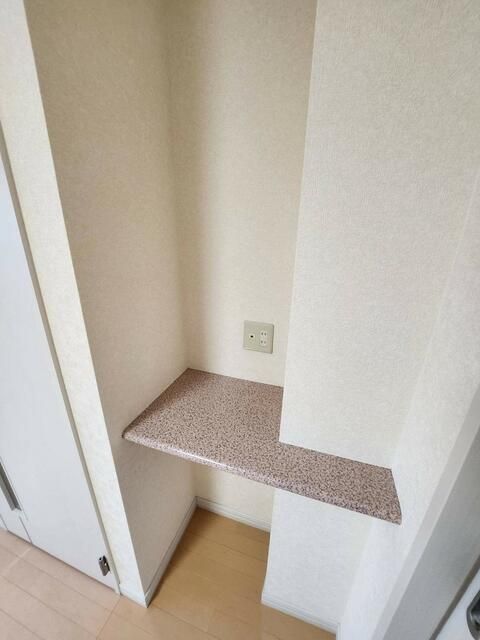 2LDK Apartment with Free Parking in Takikawa, Hokkaido - Thumbnail 4