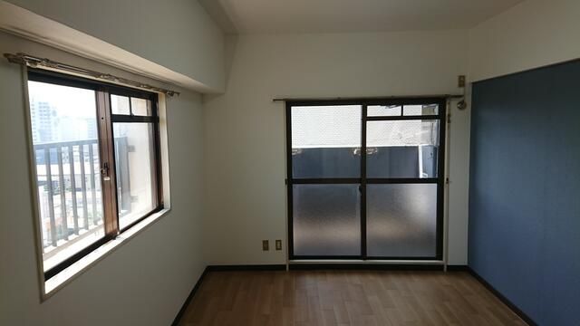 Renovated 1R Apartment for Sale in Oita City near Takajo Station - Thumbnail 3