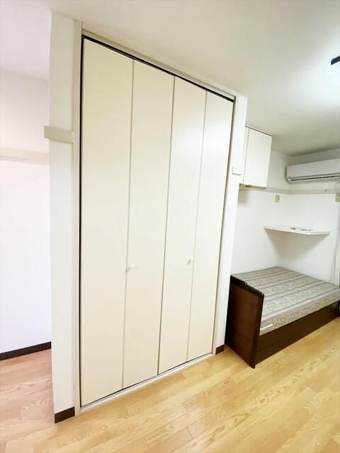 Affordable 1R Apartment for Rent in Kakamigahara, Gifu - Thumbnail 3