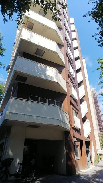 1DK Condo for Sale in Itabashi, Tokyo - 6.04% Yield - Thumbnail 2