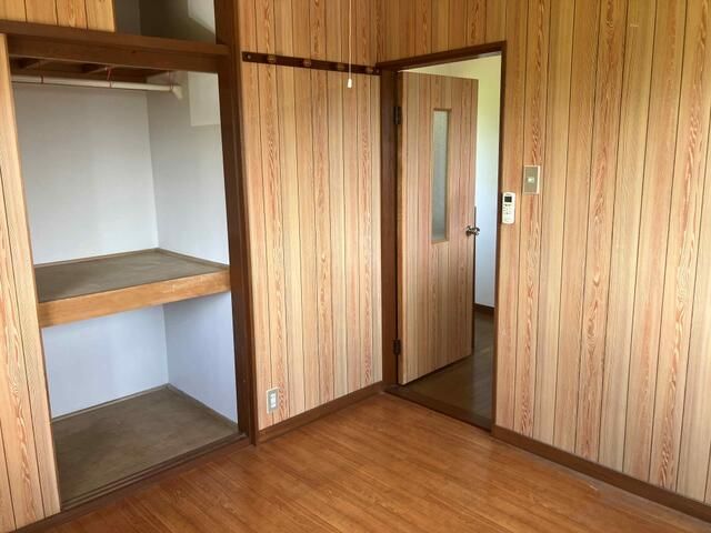 Used 4DK House Near Ukibashi Station in Yamatotakada - Thumbnail 2