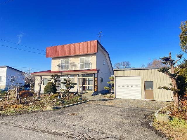 5LDK House on 489 Tsubo Land in Ebetsu, Hokkaido for 5 Million Yen - Thumbnail 2