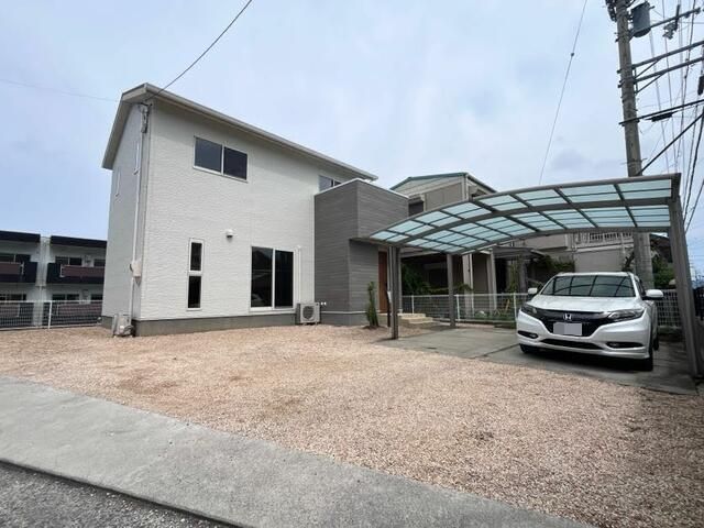 3LDK Detached House for Sale in Niihama, Ehime - Thumbnail 2