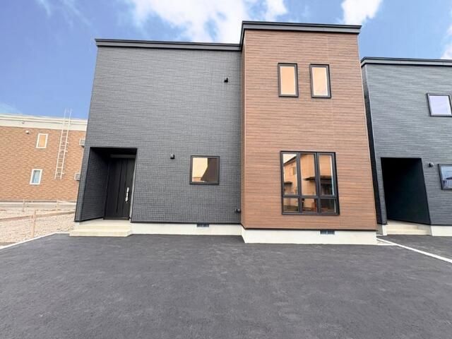 New 4LDK ZEH House for Sale in Hakodate, Hokkaido - Thumbnail 3