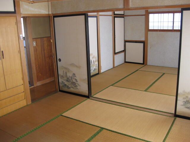 6DK Detached House for Sale in Tōmi, Nagano - 147.59 sqm - Thumbnail 3