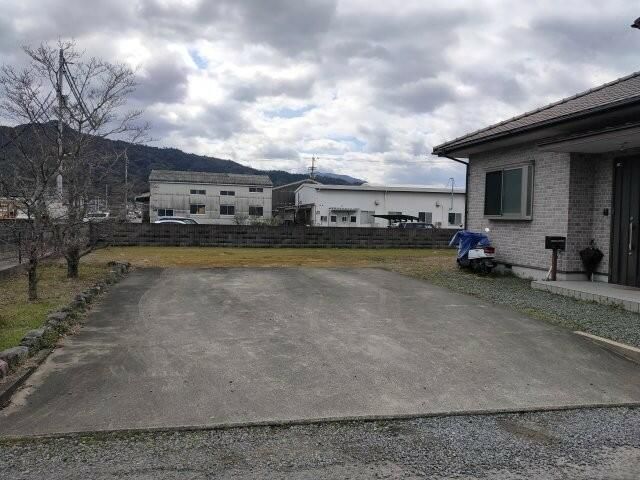 4LDK Family Home in Matsuyama, Ehime – 144 sqm – Spacious Lot - Thumbnail 4