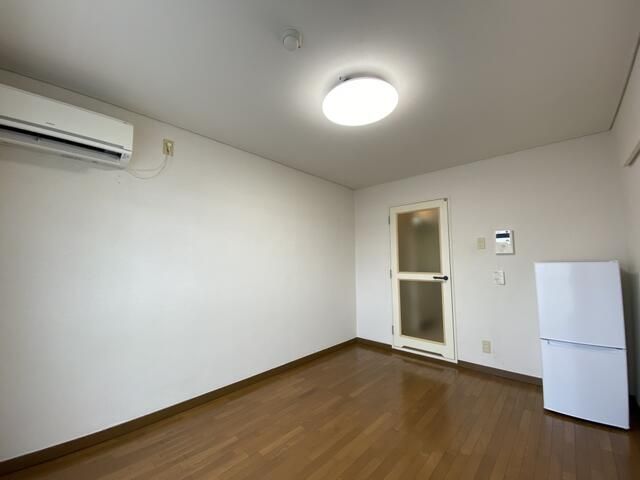 Kyoto 1K Apartment for Sale Near Kitano Tenmangu Shrine - Thumbnail 3