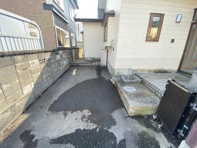 3LDK Single-Story House for Sale in Hokuto, Hokkaido - Thumbnail 3