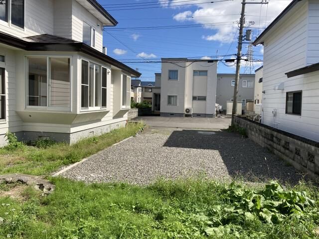 Renovated 4LDK House in Tomakomai, Hokkaido | 1430万 Yen - Thumbnail 3