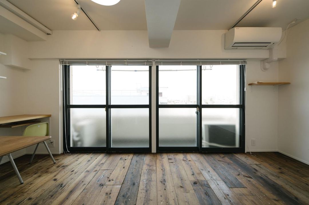 Renovated 1R Apartment in Meguro, Tokyo | Higashiyama Sky Mansion - Thumbnail 4