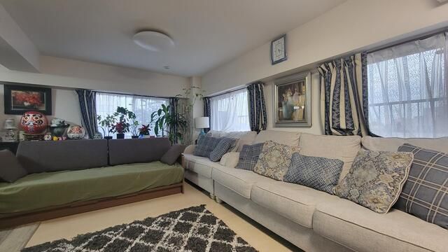 2LDK Apartment with Roof Balcony for Sale in Adachi, Tokyo - Thumbnail 2