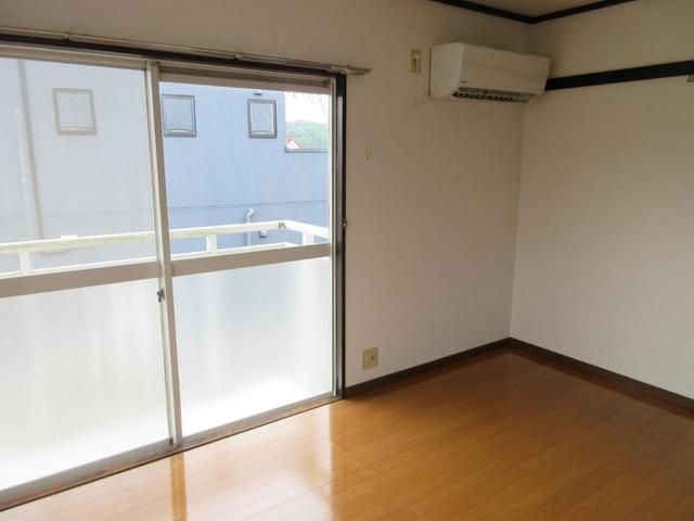 1K Apartment for Rent in Higashihiroshima, 20,000 Yen - Thumbnail 4