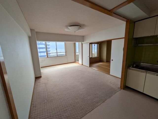 2LDK Resort Condo with Hot Spring Near Yuno-hama Beach, Tsuruoka - Thumbnail 3