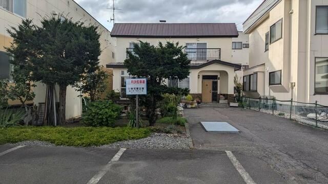 4LDK House for Sale in Asahikawa with Tenant and Parking - Thumbnail 2