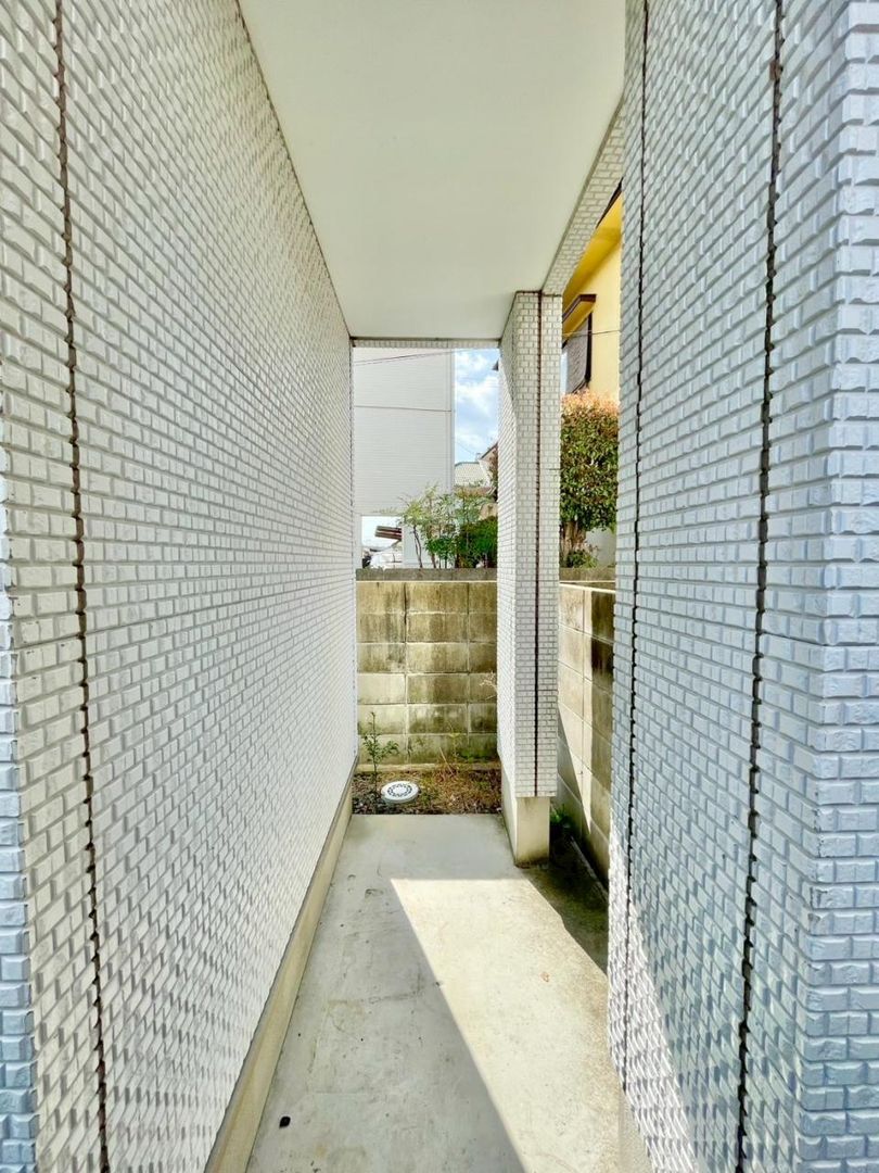 3LDK All-Electric House with Courtyard in Imabari City - Thumbnail 2