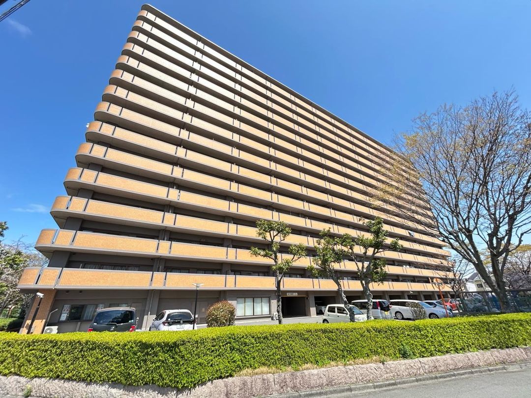 3LDK Apartment for Sale in Sennan City, Osaka - 700万円 - Thumbnail 2