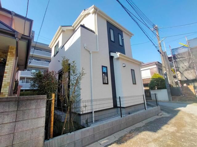 New 4LDK House for Sale in Chigasaki, Kanagawa - Image 1