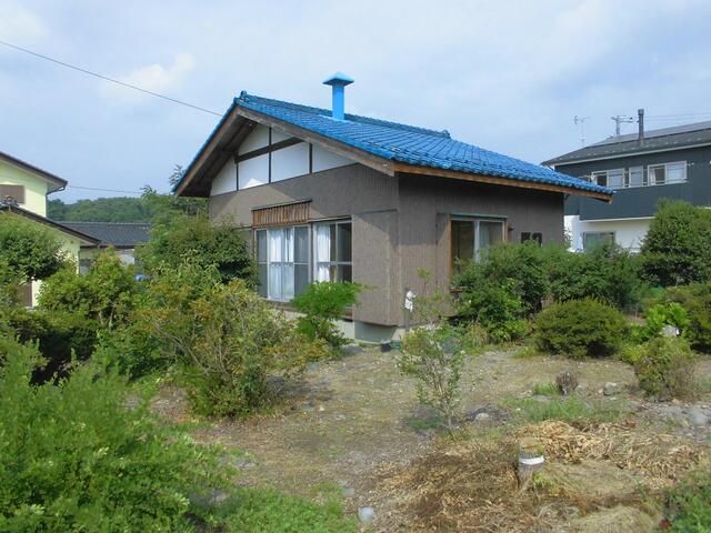 Traditional Irori House with Engawa in Saku, Nagano - Image 1