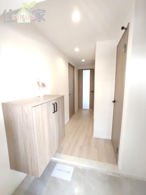 Renovated 2SLDK Apartment for Sale in Higashiosaka, Osaka - Thumbnail 2