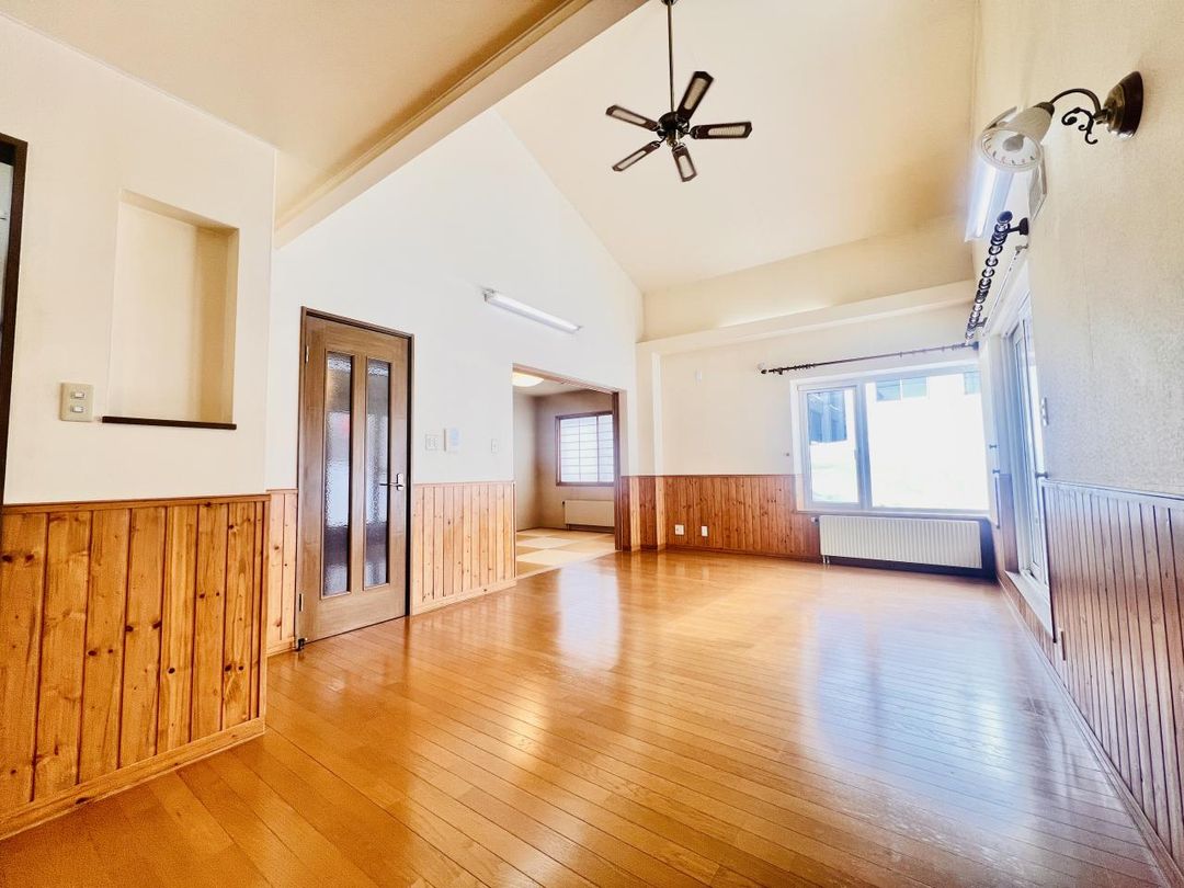 5LDK Detached House for Sale in Sapporo Higashi Ward, Hokkaido - Thumbnail 4