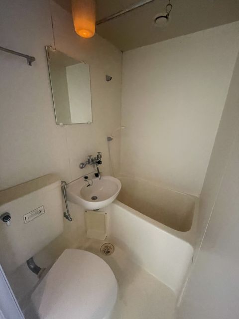 1K Apartment for Rent in Saga City, Saga | 27.2 sqm - Thumbnail 4