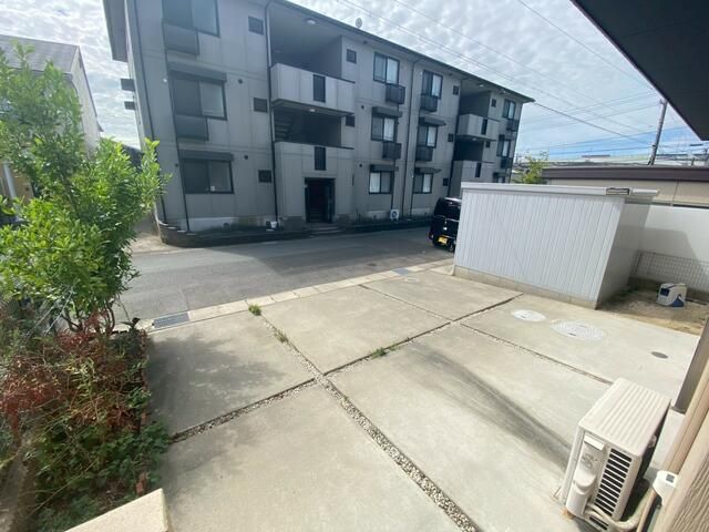 3LDK House with Solar & Triple Parking in Oharu Town, Aichi - Thumbnail 2