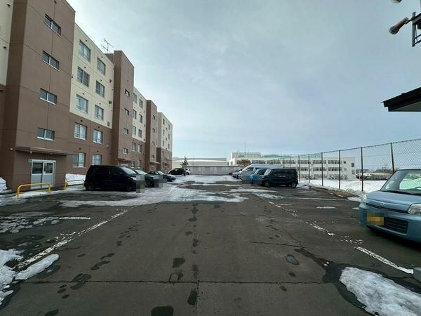 3LDK Apartment for Sale in Sapporo's Sumikawa - Thumbnail 3