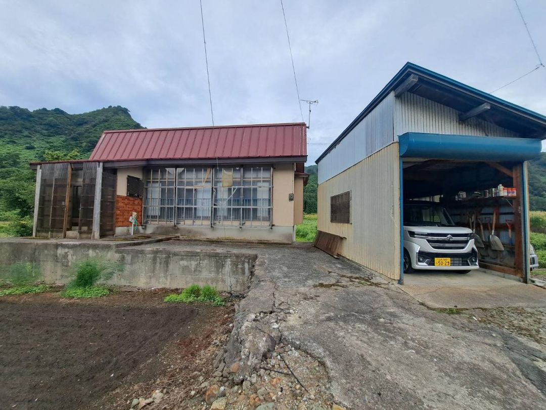1981 4DK House for Sale in Obanazawa, Yamagata - Thumbnail 2