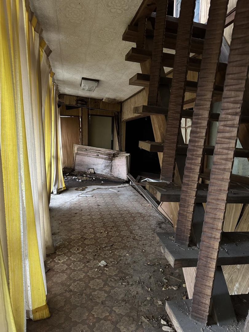 1927 Wooden House on 377sqm Land in Fukuyama, Hiroshima - Thumbnail 4