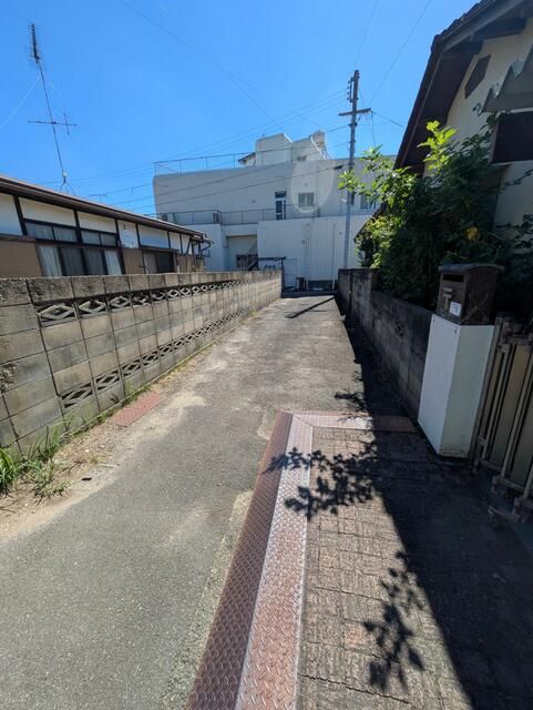 5DK Detached House for Sale in Oni-nashi, Takamatsu - Thumbnail 4