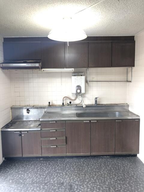 4SLDK Top Floor Corner Apartment for Renovation in Agui, Aichi - Thumbnail 2