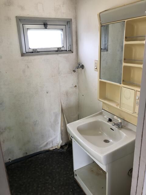 4SLDK Top Floor Corner Apartment for Renovation in Agui, Aichi - Thumbnail 3