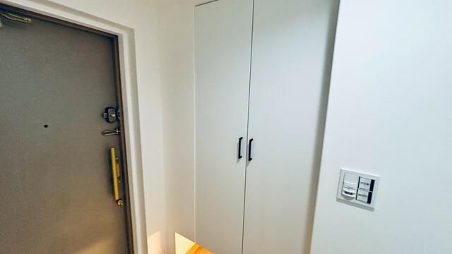 Refurbished 4LDK Condo in Nishi-Yodogawa, Osaka | 76.14 sqm - Thumbnail 2
