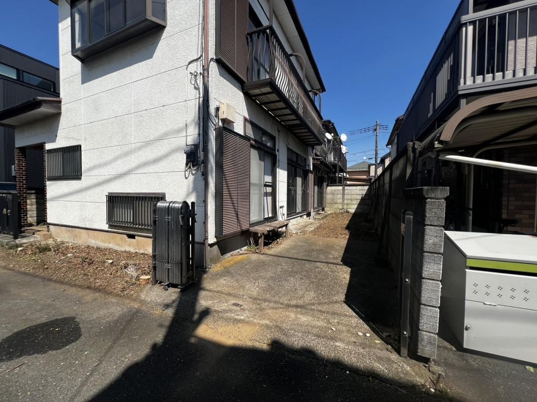 Land for Sale in Kunitachi, Tokyo - 135.39 sqm Residential Plot - Thumbnail 4