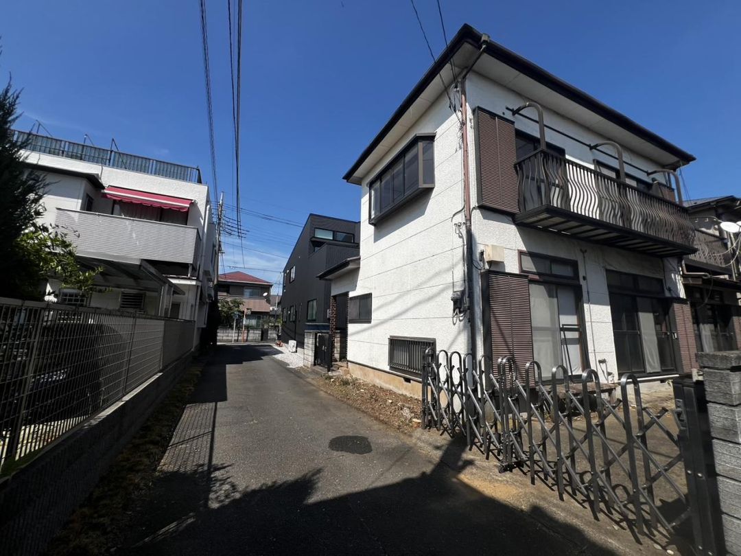 Land for Sale in Kunitachi, Tokyo - 135.39 sqm Residential Plot - Thumbnail 2