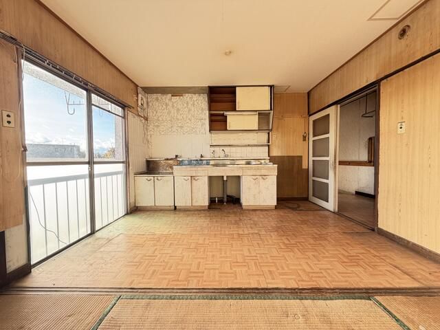 3DK Apartment for Sale in Matsudo, Chiba - 48.85 sqm - Thumbnail 3