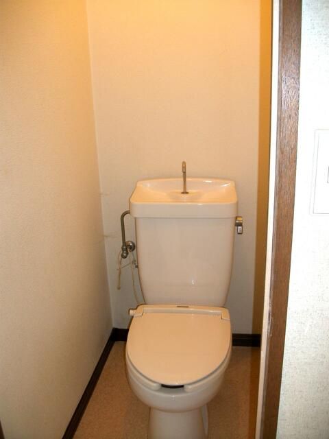 1R Apartment for Rent in Moroyama, Saitama - No Deposit, No Key Money - Thumbnail 4