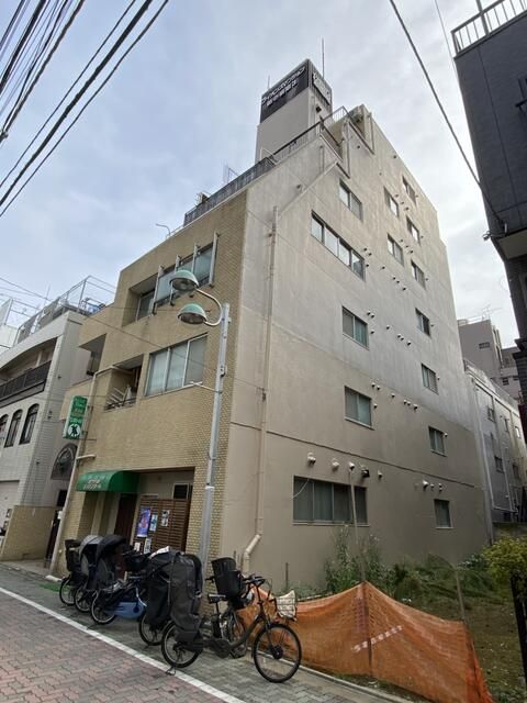 2LDK Apartment for Sale in Katsushika, Tokyo - Investment Property - Thumbnail 2