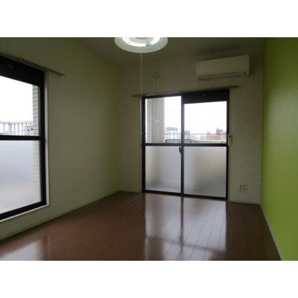 1K Apartment for Rent in Suizenji, Kumamoto - No Deposit - Thumbnail 2