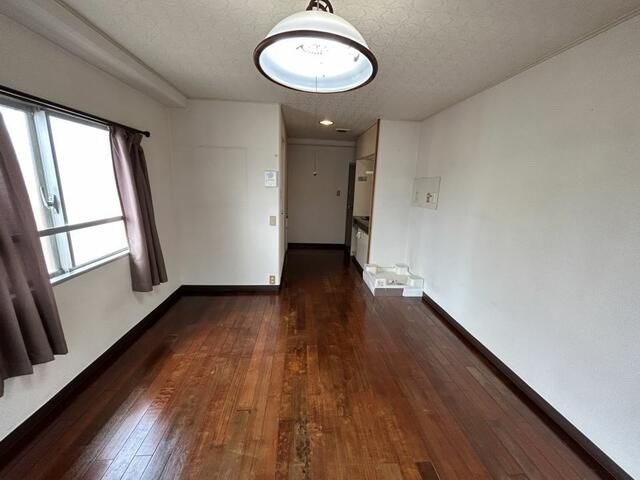 Kagoshima City Studio Apartment for Sale Near Tenmonkan - Thumbnail 4