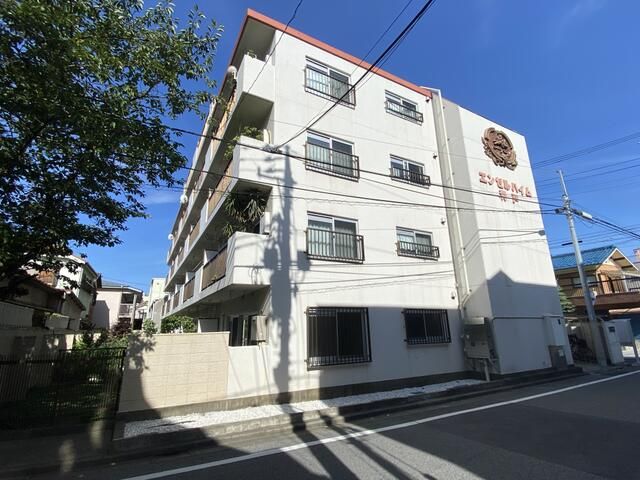 2DK Apartment for Sale in Katsushika, Tokyo - Near Aoto Station - Thumbnail 2