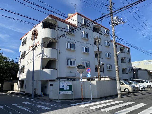 2DK Apartment for Sale in Katsushika, Tokyo - Near Aoto Station - Thumbnail 4