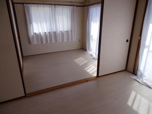 2DK Apartment for Sale in Yokosuka, Kanagawa - Thumbnail 4