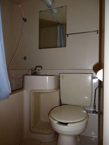 1K Apartment for Rent in Sakai City, Fukui - South-Facing & Near Shopping - Thumbnail 4