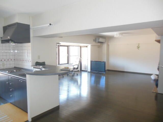 2LDK Resort Condo in Historic Shiobara Onsen, Tochigi - Thumbnail 4