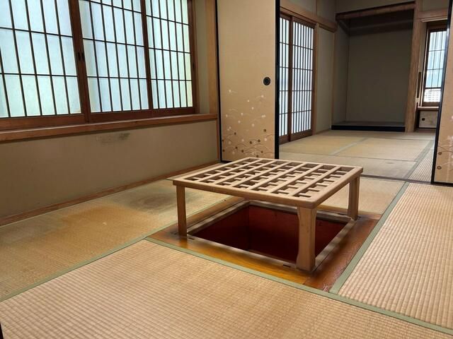 5LDK House for Sale in Matsuyama, Ehime - 116.39m² - Thumbnail 2